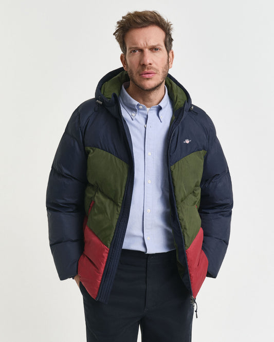 Color-Blocked Active Cloud Jacke