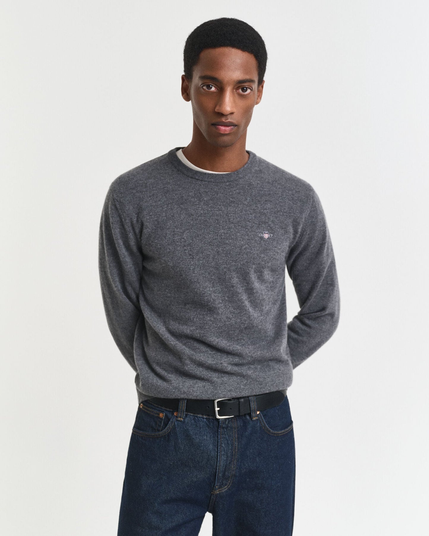 Feiner Lammwollpullover mit Rundhalsausschnitt