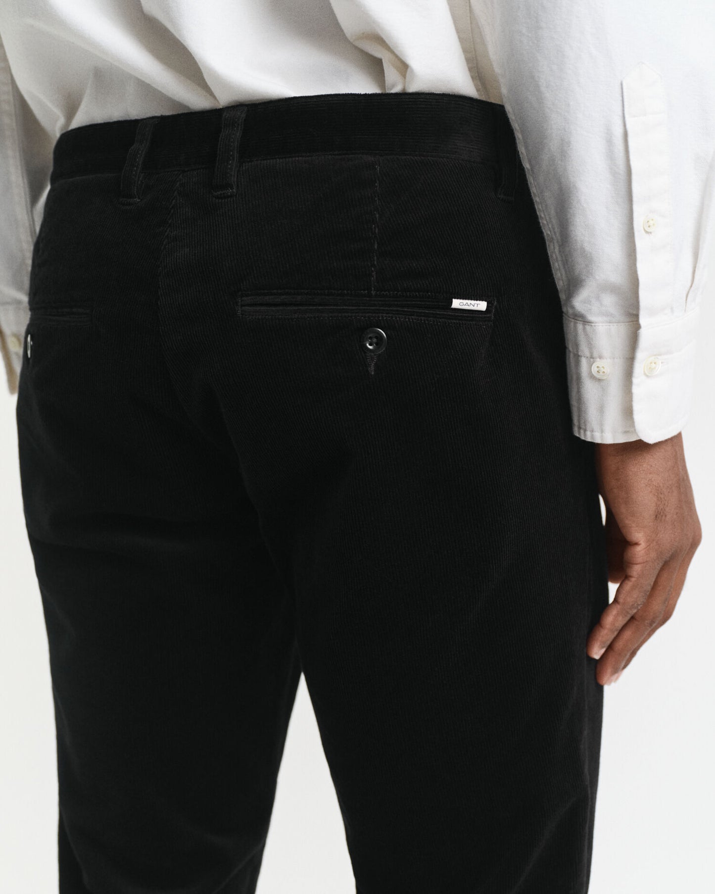Pantalon chino en velours côtelé coupe ajustée