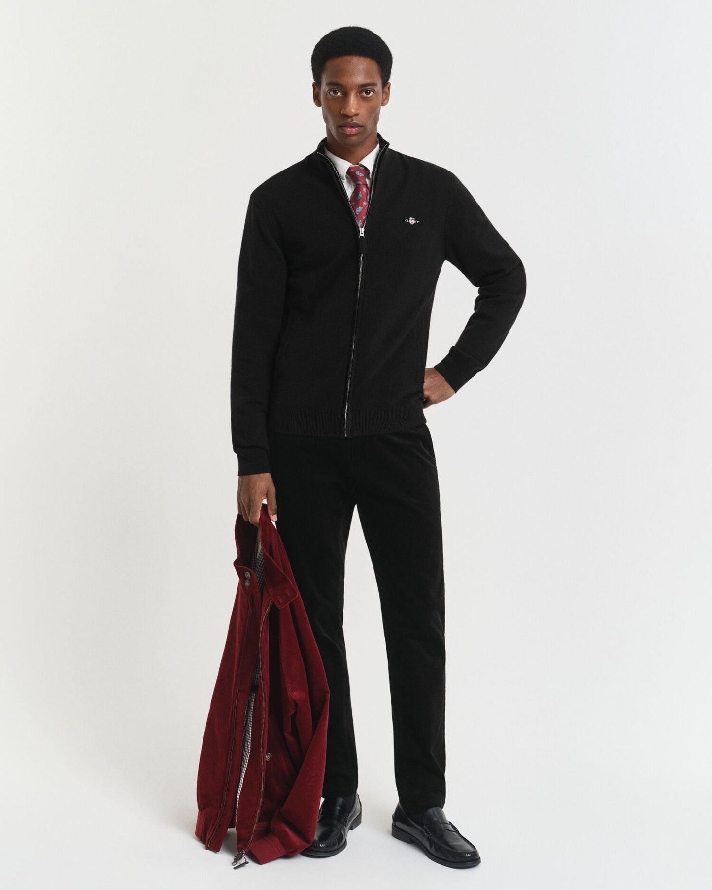 Pantalon chino en velours côtelé coupe ajustée