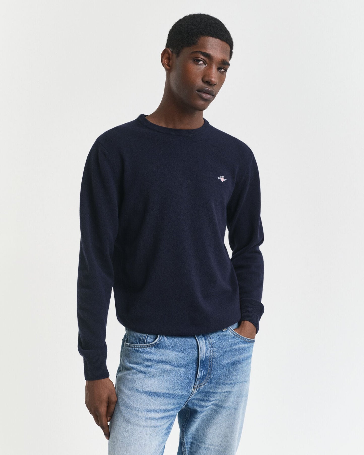 Feiner Lammwollpullover mit Rundhalsausschnitt