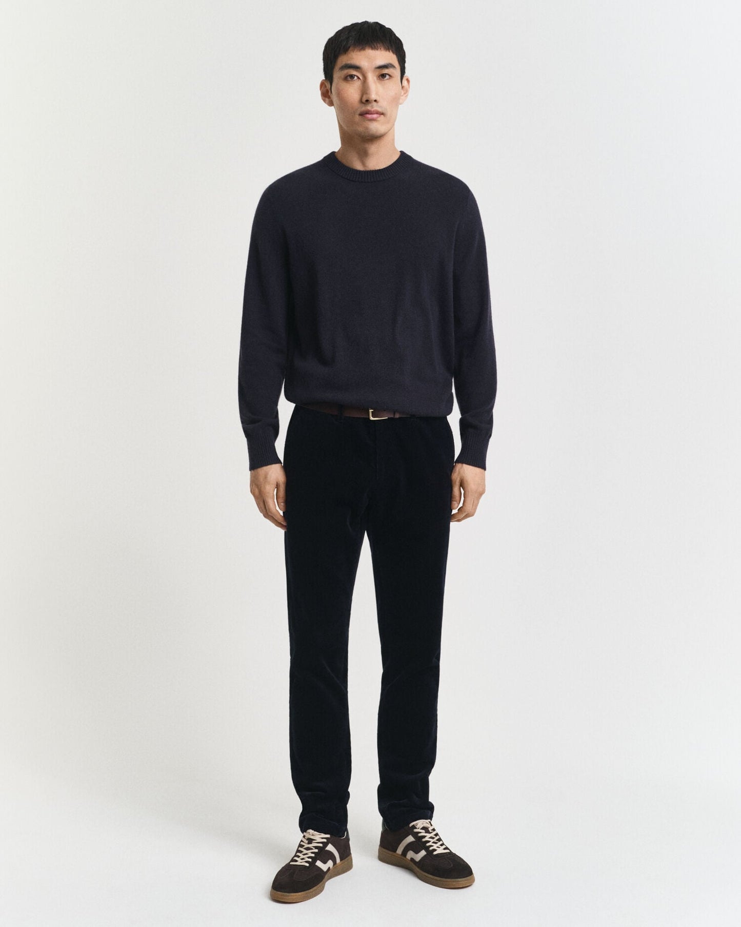 Pantalon chino en velours côtelé coupe ajustée